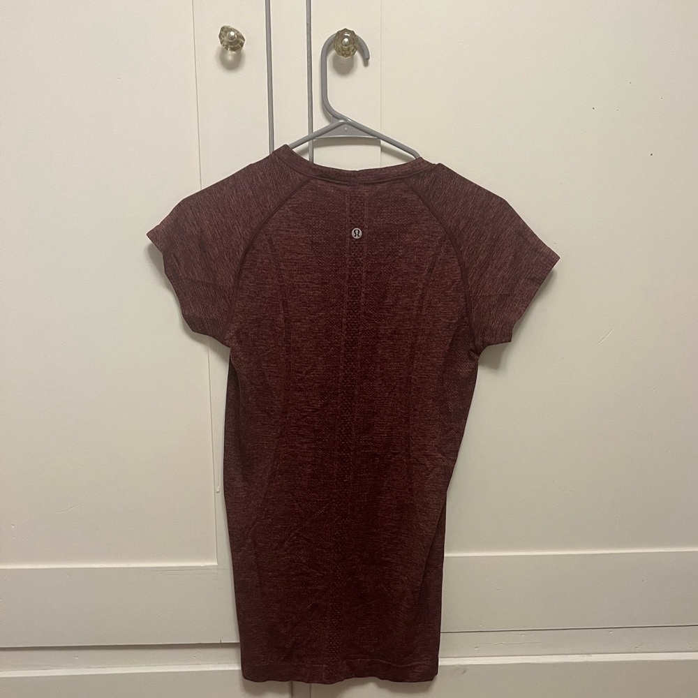 Lululemon swiftly short sleeve shirt size 6